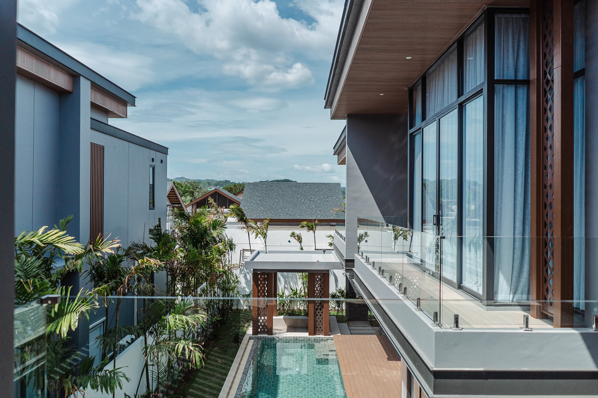The Ozone Grand Residences 45